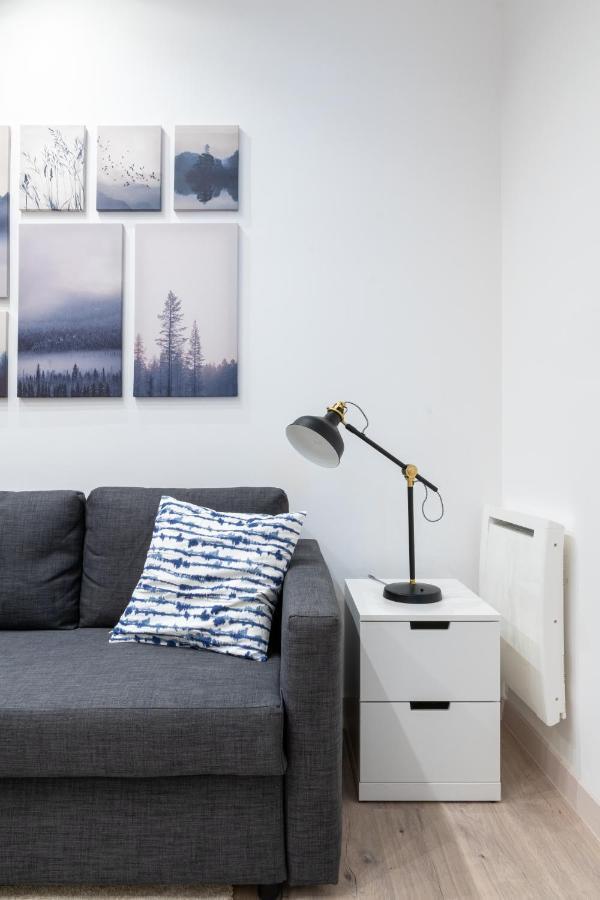 Cozy Studio Apartment 5 Min From Camp Nou Барселона Экстерьер фото